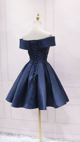 Vestido corto azul marino sencillo para fiesta de bienvenida, con volantes, confeccionado a medida, ideal para graduación. Modelo Y2123.