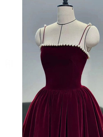 Robe de bal mi-longue en velours bordeaux à perles, bretelles spaghetti, Y4631