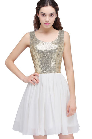 Robe de bal courte blanche mignonne à sequins, coupe trapèze et décolletée