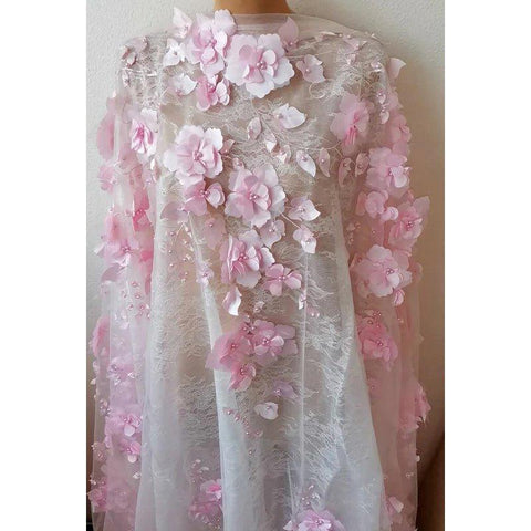 Robe de soirée trapèze bustier en tulle avec appliques sans manches