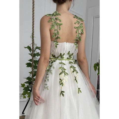 Vestido de fiesta formal sin mangas con tirantes, apliques de tul y corte en A