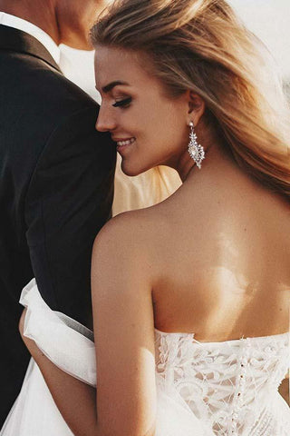 A-Line Sweetheart Court Train Tulle Wedding Dress with Appliques  WD325