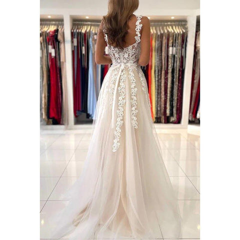 Robe de soirée trapèze en tulle avec appliques et décolleté en cœur, sans manches