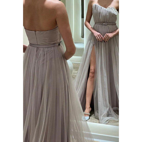 Vestido de fiesta sin mangas con escote en forma de A de tul con cuentas