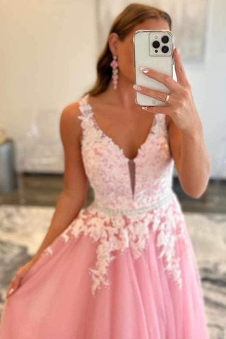 Vestidos largos de graduación rosas con escote en V, espalda descubierta, tul con cuentas y encaje, corte en A.
