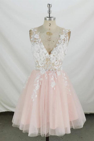 Robe de bal courte rose et blanche en tulle, coupe trapèze, col en V