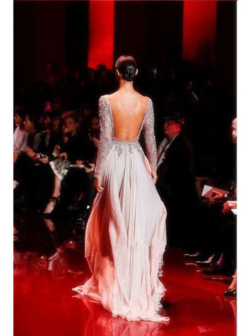 Vestidos de fiesta de gasa con apliques, corte en A, cuello alto y mangas largas.