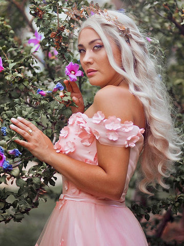 A-Line/Elegant Off-the-Shoulder Applique Tulle Sleeveless Floor-Length Prom Dresses