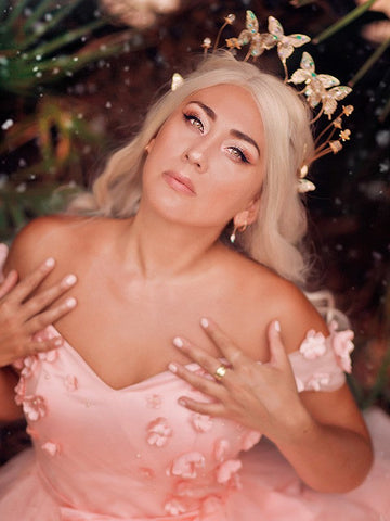 A-Line/Elegant Off-the-Shoulder Applique Tulle Sleeveless Floor-Length Prom Dresses