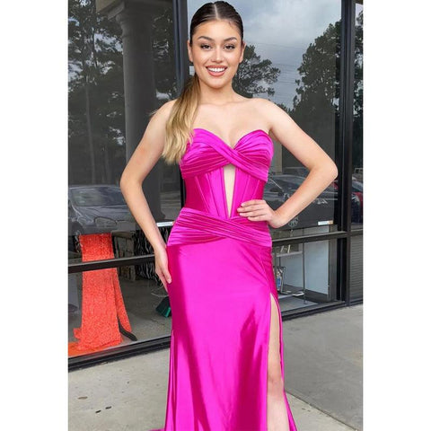 Robe de bal longue fuchsia bustier fourreau avec fentes 