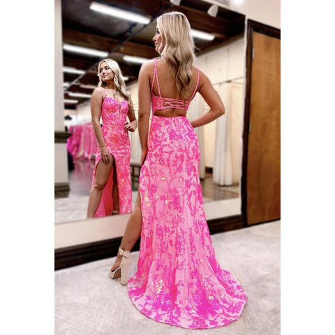 Vestido de fiesta de noche con lentejuelas y abertura cuadrada con tirantes finos adornados y corte trompeta/sirena