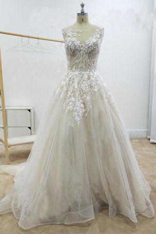 Amazing Long A-line Appliques Lace Tulle Chapel Train Wedding Dress