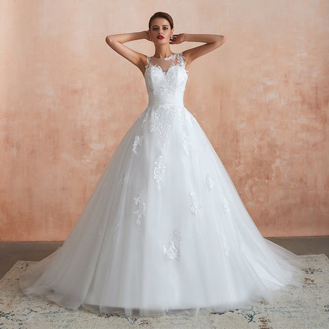 Amazing Long A-line Appliques Lace Tulle Wedding Dress
