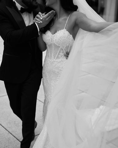 Amazing Mermaid Lace Spaghetti Straps Sleeveless White Long Wedding Dress With Appliques