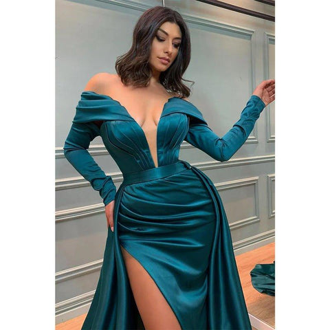 Robe de bal sirène en satin à col en V profond et manches longues avec fente 