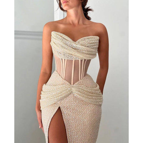 Robe de soirée champagne à broderies perlées et bustier attrayante