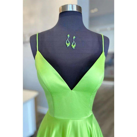 Robe de bal longue et élégante en satin à col en V et poches