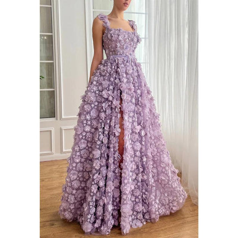 Robe de soirée trapèze en tulle à fleurs appliquées et fente latérale 