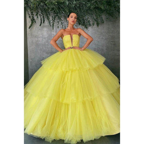 Robe de bal longue bustier en tulle jaune 