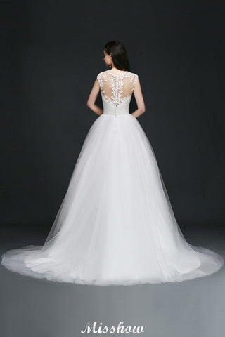 Ball Gown V-Neck Tulle Elegant Wedding Dresses with Buttons