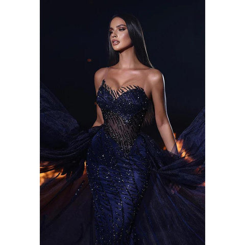 Glamoroso y dramático vestido de fiesta de noche de sirena brillante sin mangas con escote en V