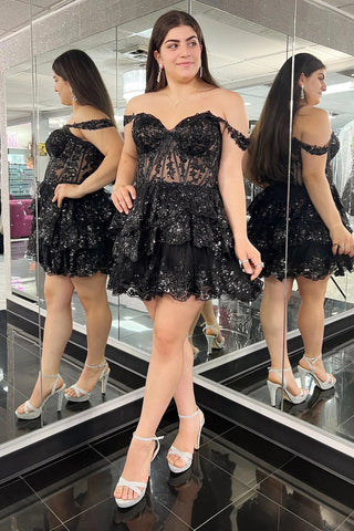 Vestido de fiesta negro de talla grande, corte en A, hombros descubiertos y corsé único.