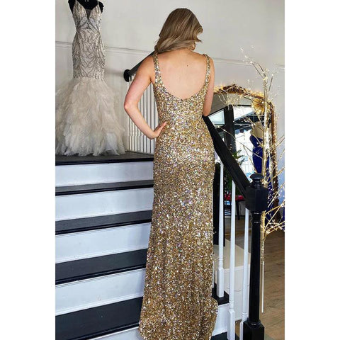 Vestido de fiesta sin mangas con abertura y lentejuelas y tirantes finos