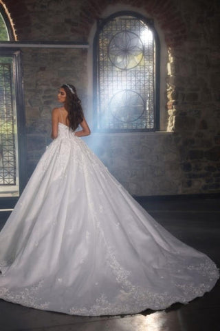 Beautiful Long A-line Straps Satin Appiques Wedding Dresses With Lace