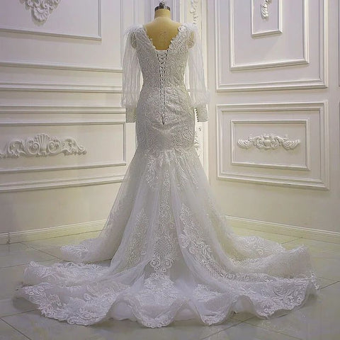 Beautiful Mermaid Long Sleeves Lace Appliques Wedding Dress With Train