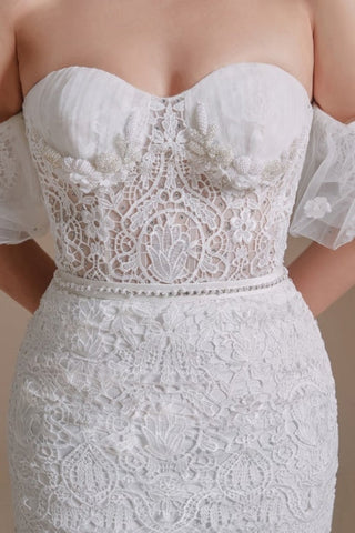 Beautiful Off-the-shoulder Sleeveless Mermaid Floor-Length Lace Wedding Dresses with Applique