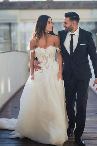 Boho A-Line Tulle Off-the-shoulder Wedding Dresses with Lace