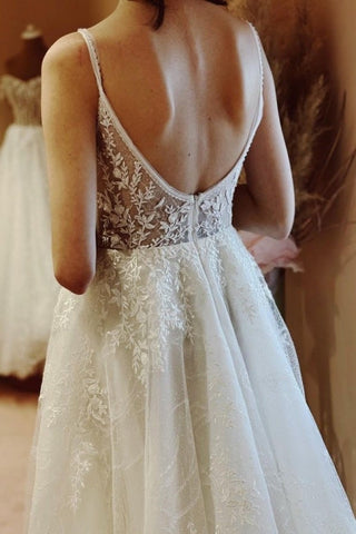 Boho A-line V-neck Backless Sleeveless Wedding Dresses With Lace