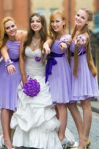 Vestidos cortos de dama de honor de gasa lavanda con un solo hombro, vestidos para fiesta de bodas