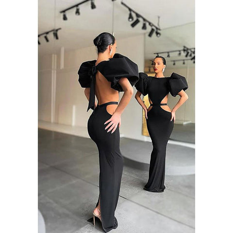 Vestido de noche largo con escote redondo y aberturas, con mangas abullonadas