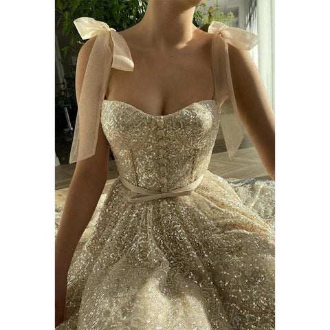 Vestido de fiesta con tirantes finos, escote corazón, lentejuelas y purpurina 