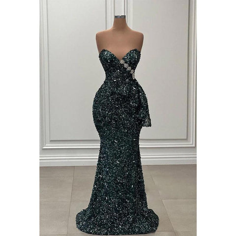 Robe de soirée longue verte à paillettes scintillantes et sans bretelles 