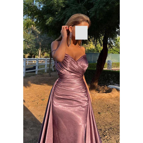 Elegante y lujoso vestido de fiesta formal de sirena fruncido sin mangas y sin tirantes