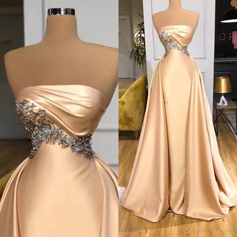 Robe de bal longue champagne avec surjupe et cristaux, sans bretelles