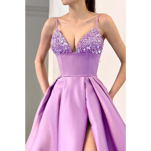 Vestido de noche largo elegante y moderno con escote en V, tirantes de cuentas y corte A 