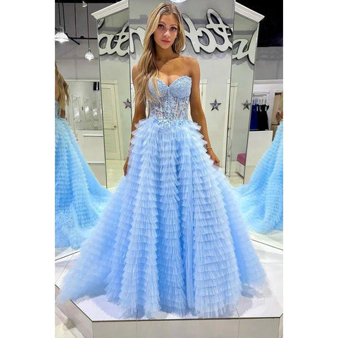 Robe de bal chic et moderne à col en V avec appliques perlées et florales et dentelle