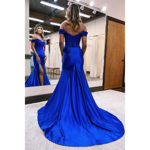 Elegante vestido de fiesta largo estilo sirena con apliques de encaje y hombros descubiertos con abertura