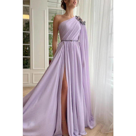 Robe de bal longue style bohème chic à une épaule et perles