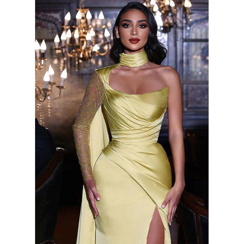 Vestido elegante de fiesta de graduación estilo sirena con mangas largas plisadas de satén y abertura 