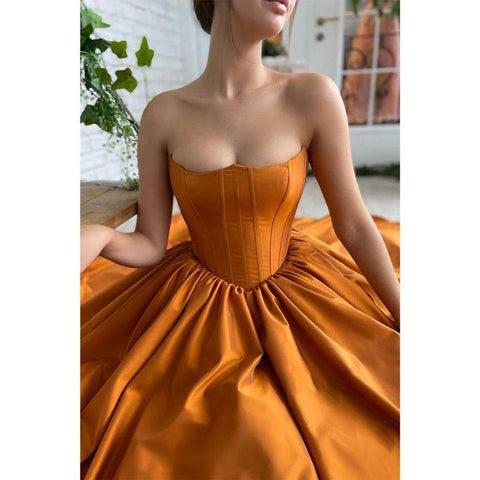 Elegante vestido de noche formal largo de satén sin tirantes, corte A 