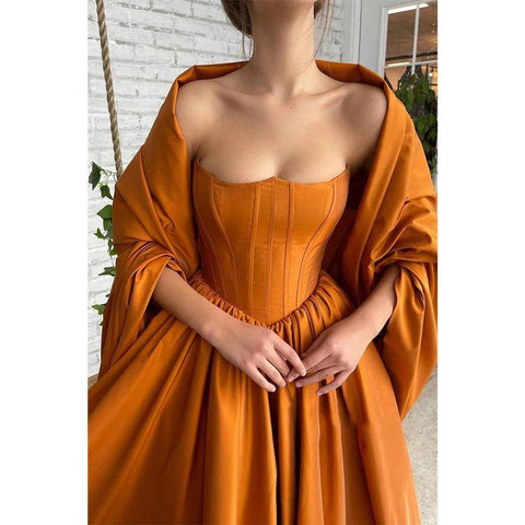 Elegante vestido de noche formal largo de satén sin tirantes, corte A 