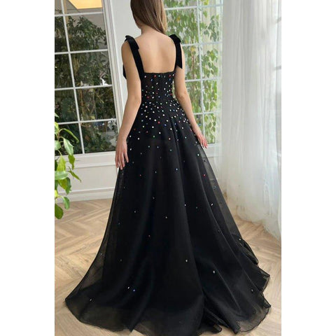 Robe de bal de fin d'année classique noire trapèze à bretelles en cœur et fente en tulle avec bijou