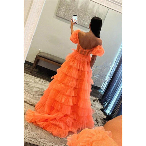 Vestido formal de fiesta clásico y atemporal con corte A, hombros descubiertos, mangas cortas y abertura