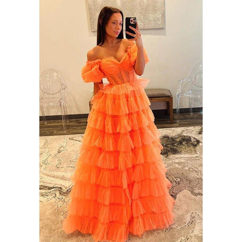 Vestido formal de fiesta clásico y atemporal con corte A, hombros descubiertos, mangas cortas y abertura