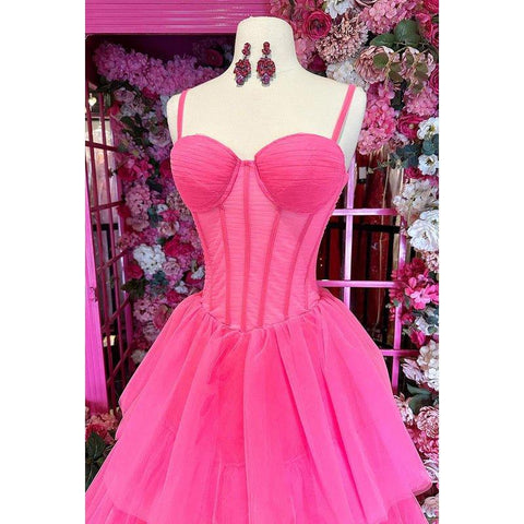 Vestido clásico y atemporal de fiesta de noche con tirantes finos y corte A