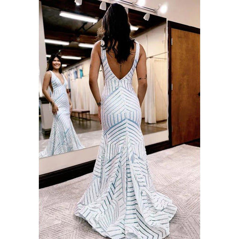 Robe de bal sirène classique et intemporelle à col en V et dos en V